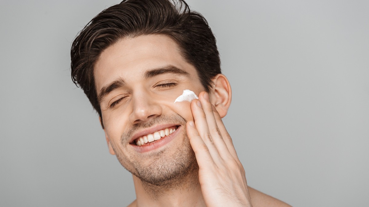 why-men-in-pakistan-need-face-sunscreen