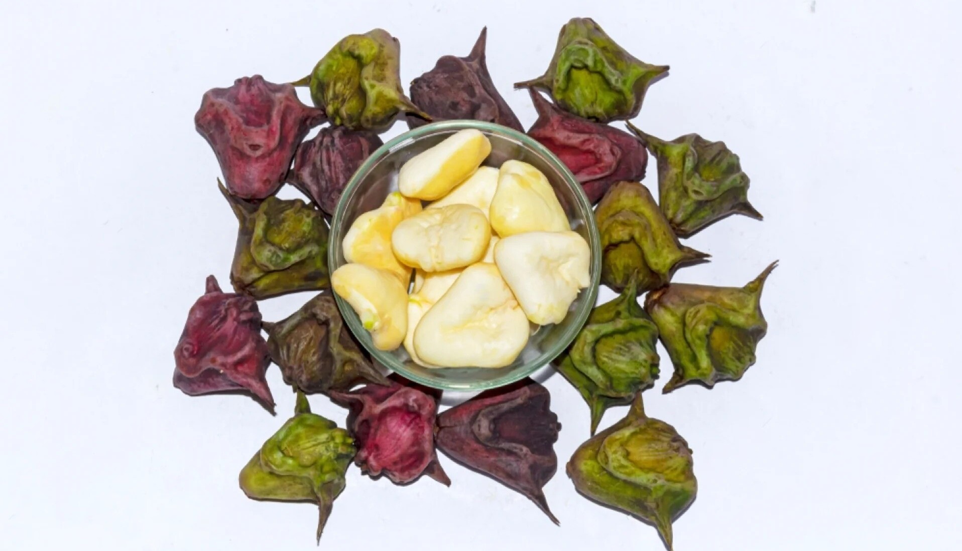 what-is-singhara-water-chestnut