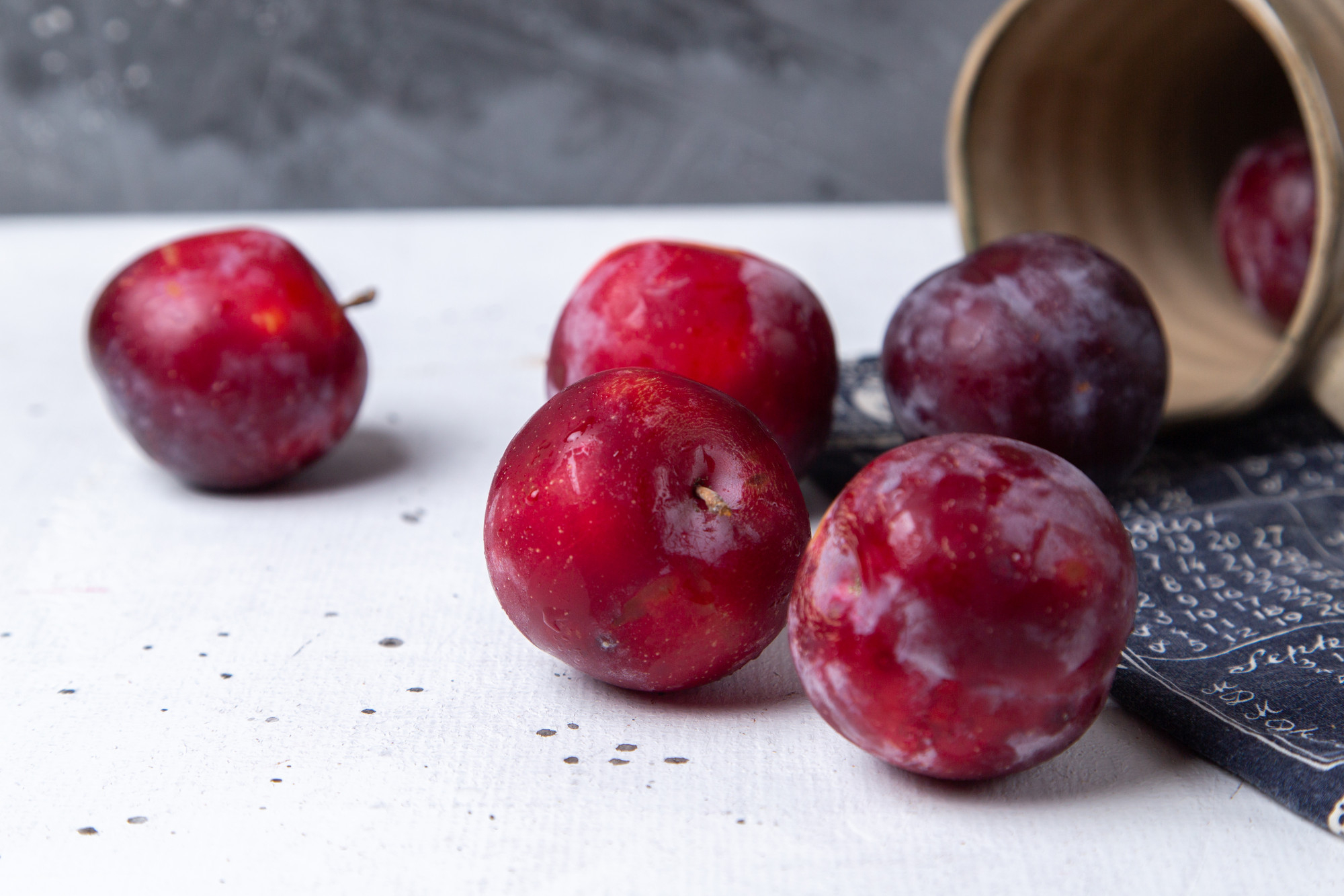 benefits-of-plum-aloo-bukhara