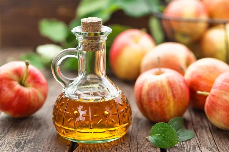 apple-cider-vinegar-apka-muaalij
